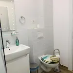 Vecini Cu Marea * Costinești