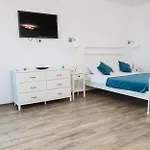 Vecini Cu Marea Costinești