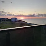 Vecini Cu Marea *