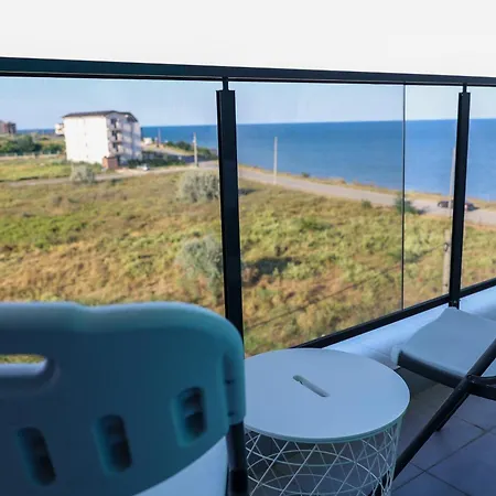 Vecini Cu Marea Lägenhet Costinesti