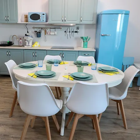 Vecini Cu Marea * Costinesti